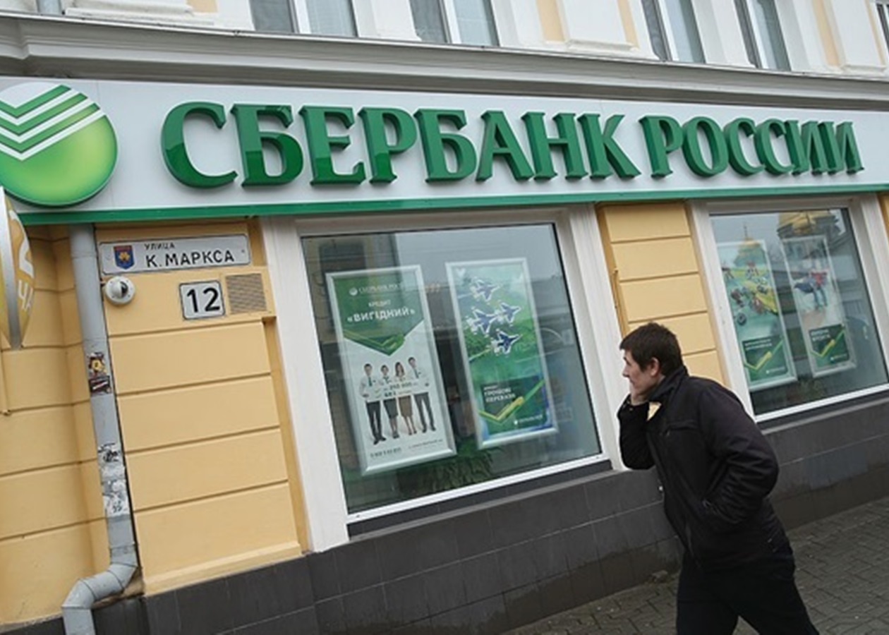 Банки масово відмовляють росіянам у кредитах