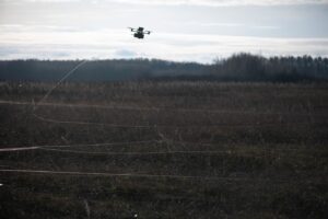 Гвардійці знайшли ворожих операторів дронів за оптоволоконними дротами