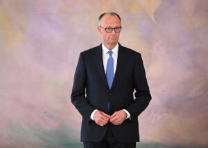 Мерц за підхід "спершу припинення вогню, потім перемовини"
