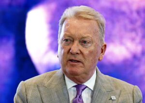 Френк Воррен про Дюбуа перед боєм: Жодних проблем, усе під контролем