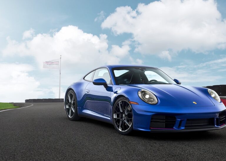 Porsche представила нову спецверсію 911