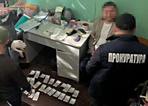У Львові викладач організував схему ухилення від мобілізації