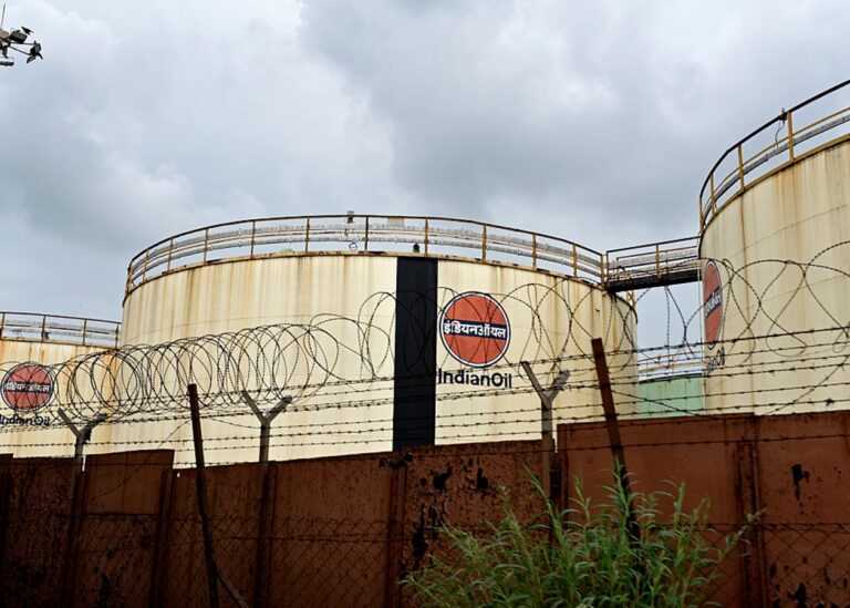 Індія готується замінити російську нафту імпортом зі США – ЗМІ