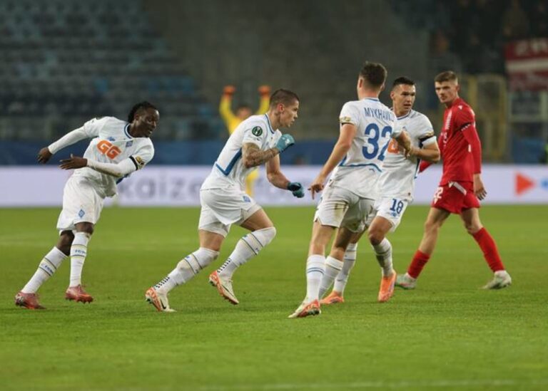 Динамо влаштувало гольове шоу в матчі зі Зрінські