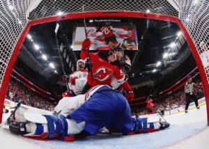 НХЛ: лідер Сходу вирвав перемогу в овертаймі