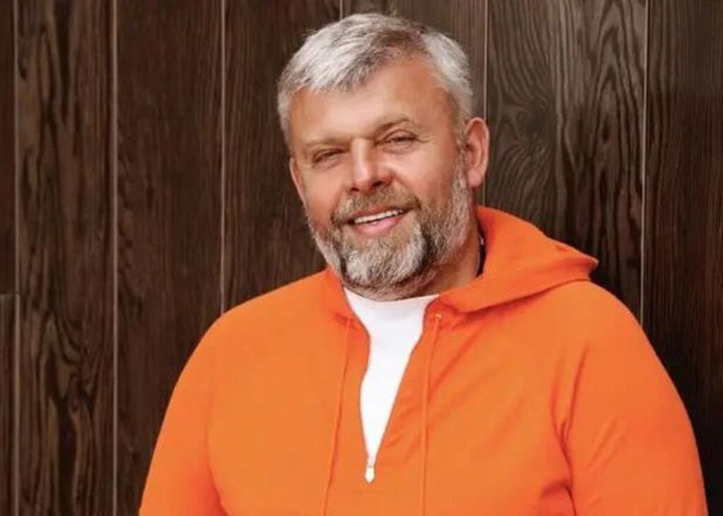 РегіониМініатюрна зустріч випускників – Козловський і Фреймут повернулися до школи