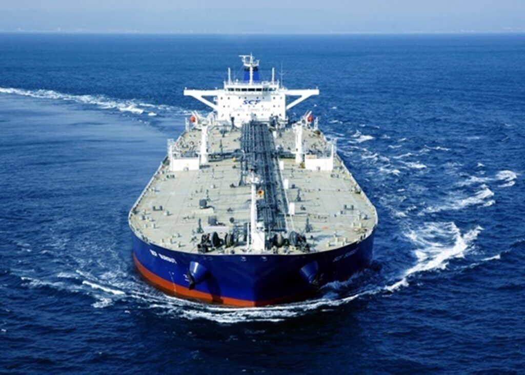 Китай скоротив закупівлю нафти у РФ на дві третини – ЗМІ