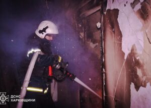 У Харкові дрони РФ влучили у багатоповерхівки