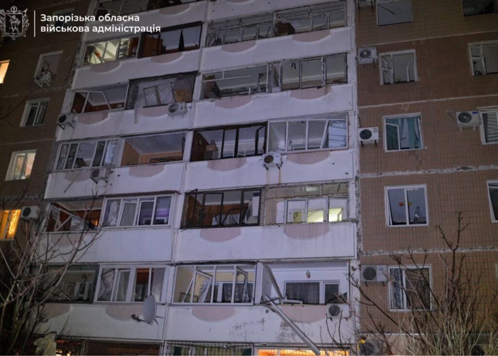 Удар по Запоріжжю: з’явилися кадри з наслідками
