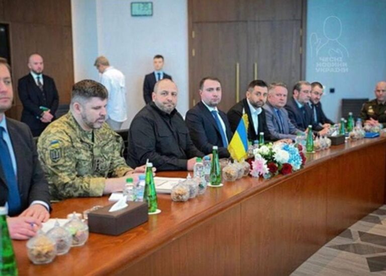 Умєров підвів підсумки переговорів в Абу-Дабі