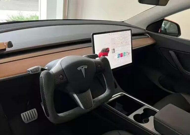 Китай заборонить кермо-штурвал в автомобілях