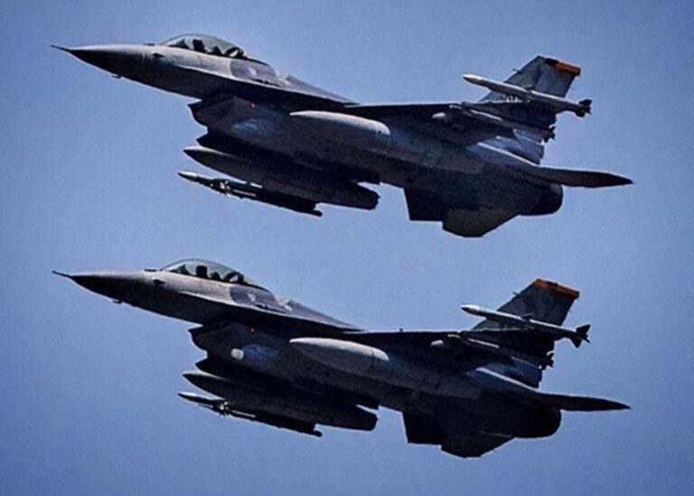 Ескадрилья F-16 з іноземними пілотами обороняє небо Києва – ЗМІ