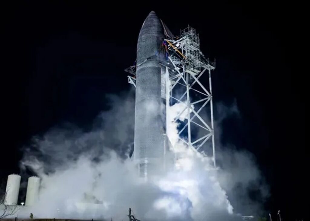 SpaceX перенесла перший запуск нової ракети Starship з березня на квітень