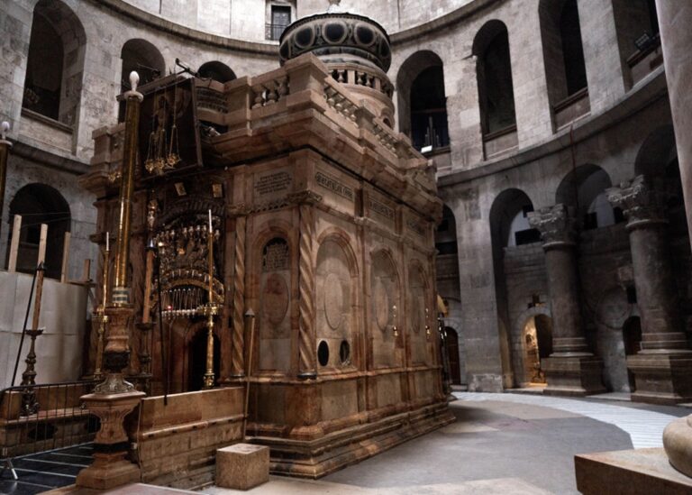 Храм Гробу Господнього вперше в історії повністю закрили