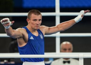 Хижняк уклав суперника на ринг у першому раунді