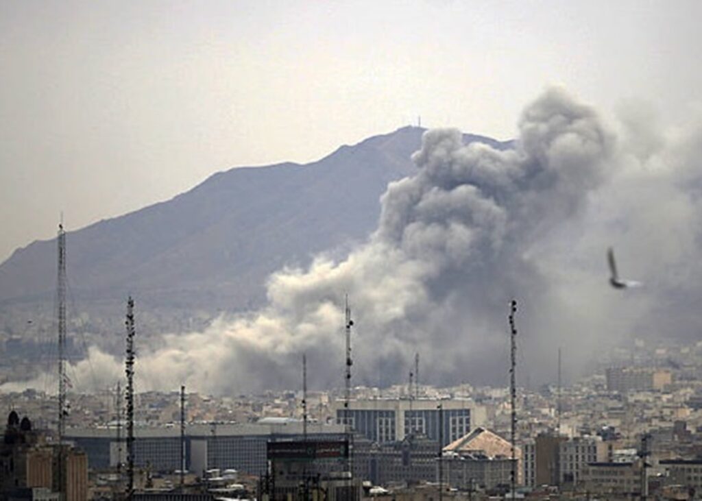 Розвідка США не бачить ознак скорого краху режиму Ірану – ЗМІ