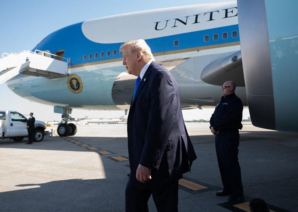 У Флориді на честь Трампа перейменують аеропорт