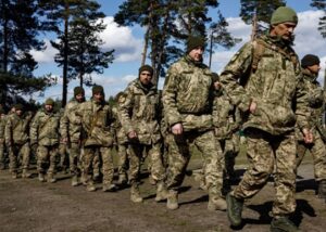Військовий збір йтиме на зарплати ЗСУ: Рада підтримала законопроєкт