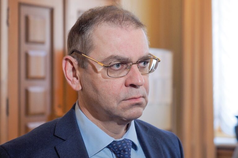 Корупційні схеми на оборонці: як  Сергій Пашинський зберігає контроль за «Українською бронетехнікою»