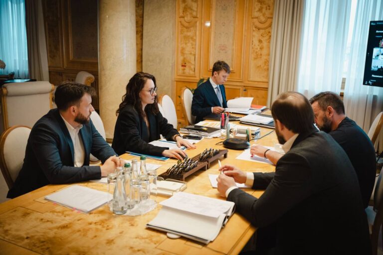 «Мільярд є, але гроші зависли»: Свириденко назвала області, які гальмують житло для переселенців