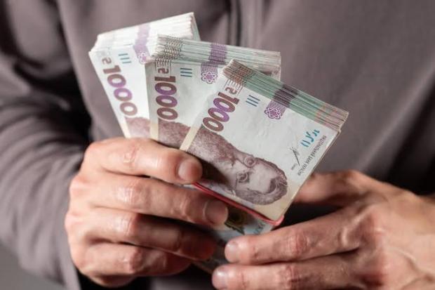 Хто в Україні може вийти на пенсію достроково: Озвучено список професій