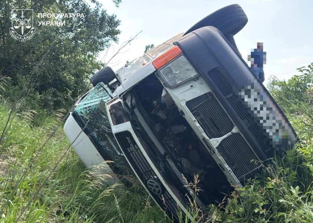 Автобус з дітьми потрапив у ДТП на Харківщині