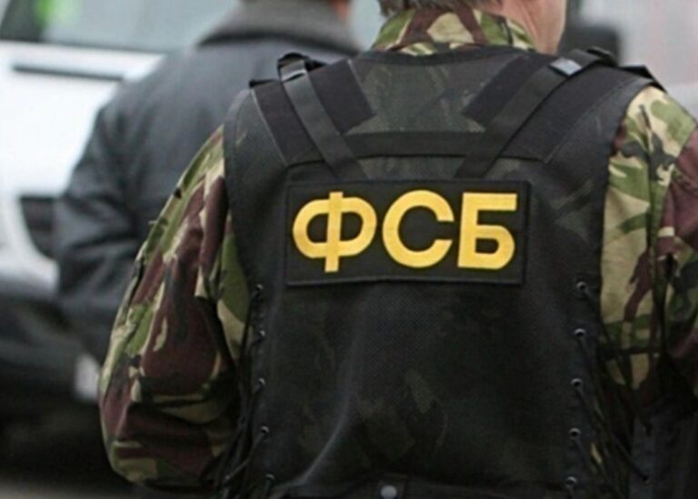 У Криму заарештували жінку за підозрою у держзраді