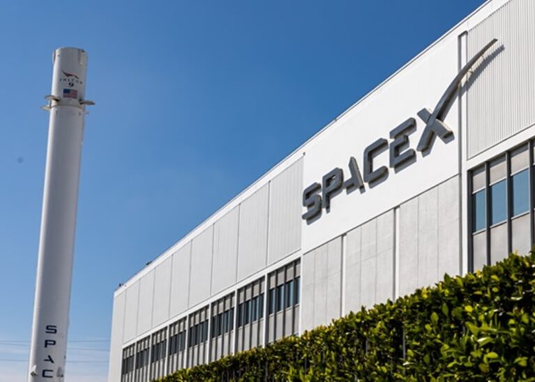 SpaceX придбала стартап у сфері штучного інтелекту Cursor