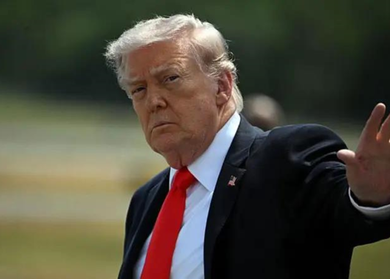 Битва заголовків: що Україна, РФ та Іран піднесли Трампу на ювілей