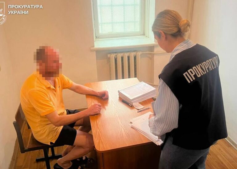 На Вінниччині 14-річна дівчинка завагітніла після ґвалтувань вітчимом
