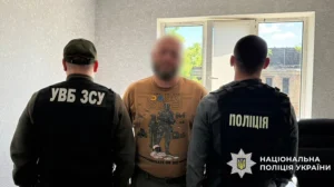 Схопили посеред вулиці та викинули біля смітника: на Дніпропетровщині військовим ТЦК оголосили підозру