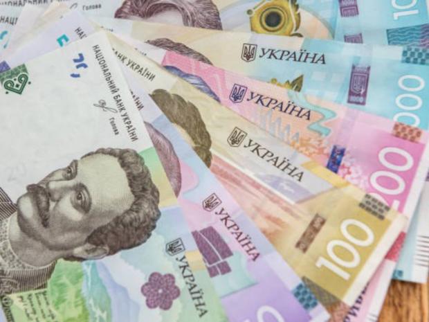 Соцстандарти заморозили на роки: У Раді попередили про “консервацію бідності” в Україні