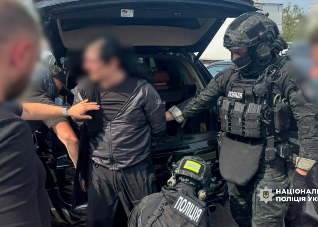У Києві затримали іноземця, якого 20 років розшукував Інтерпол