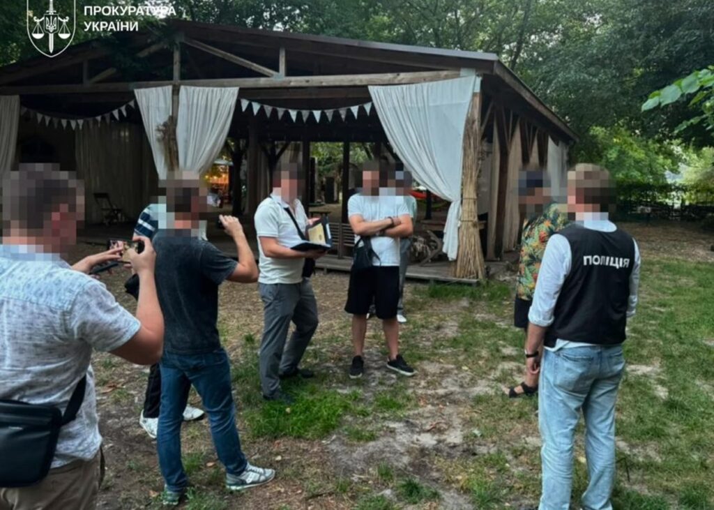 У Києві чиновник Гідропарку вимагав мільйонний хабар