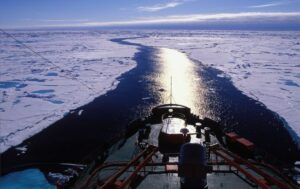 Росія відкрила новий маршрут для експорту нафти в обхід небезпечного Червоного моря