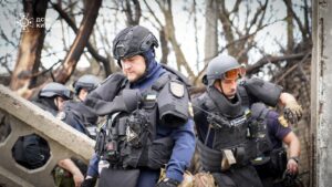 Вишневе оговтується після удару: рятувальники працюють уже четверту добу