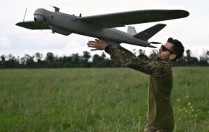 Воєнна економіка РФ дала збій: впало виробництво стратегічної сировини