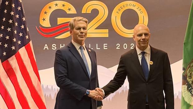 Зустріч міністрів фінансів на G20: Бессент на зустрічі з Сілуановим висунув Росії ультиматум щодо завершення війни проти України, – Reuters