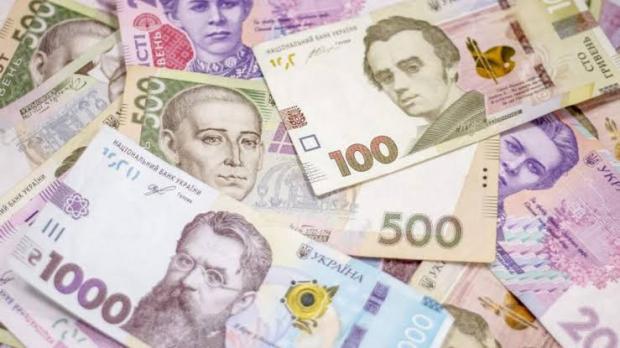 Українцям можуть заборонити користуватися терміналами для переказу грошей: Ось про що йдеться