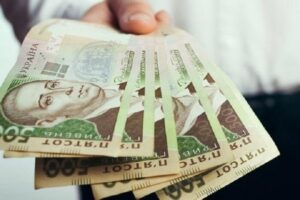 Декому з українців можуть виплатити лише 25% пенсії: Яка причина і кого стосується обмеження