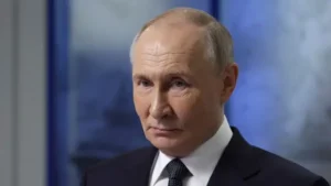 Рецесія відкладається: Чому економіка Росії досі тримається і що може її зламати
