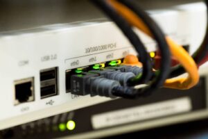 Інтернет у Києві під ударом: які провайдери постраждали після атак РФ