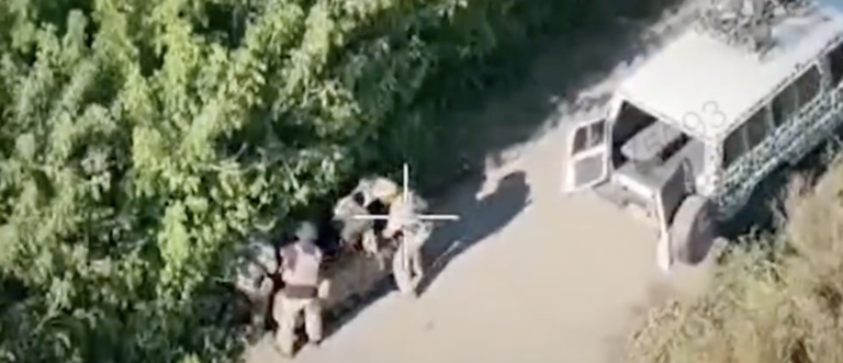«Прикрив собою буквально»: поранений воїн ЗСУ відбив атаку трьох FPV і врятував непритомного побратима