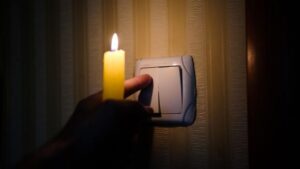 Є причини! Чому в Україні різко почалися відключення світла