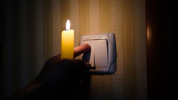 Є причини! Чому в Україні різко почалися відключення світла