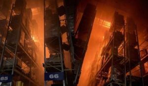 Росія знищила останній великий логістичний комплекс “Епіцентру”. Пожежа знищила 85% товарів