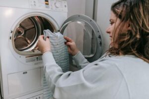 Платіжки за світло можуть неприємно здивувати: ТОП-4 прилади, які найбільше споживають електроенергію восени