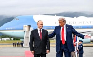 Замість “пекельних санкцій” – економічні переговори: Як Трамп зробив новий крок назустріч Москві