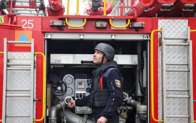 Кривавий удар по ринку в Лозовій: Росія атакувала мирних жителів, кількість постраждалих стрімко зростає