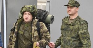 Закручування гайок у РФ: нові обмеження для молоді та підготовка до примусової мобілізації